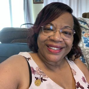 Meet your Posher, Posh